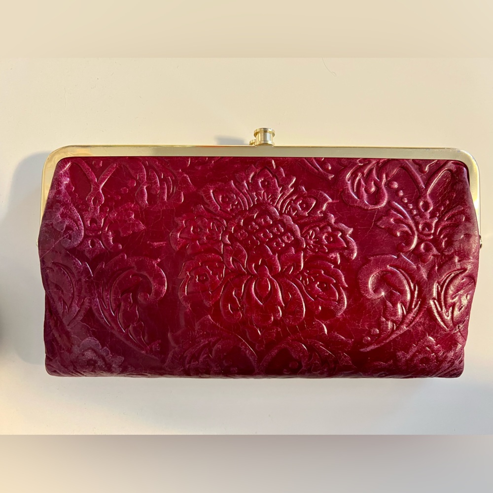 HOBO Clutch